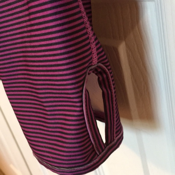 💫Danskin NOW 3/4 Leggings Purple Stripe Ombré 💫 - Picture 4 of 4